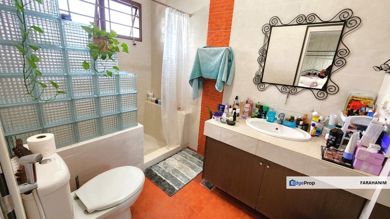 FreeHold ! Bumi Lot !! Bungalow @ Villa Bestari Gombak, Selangor, Gombak