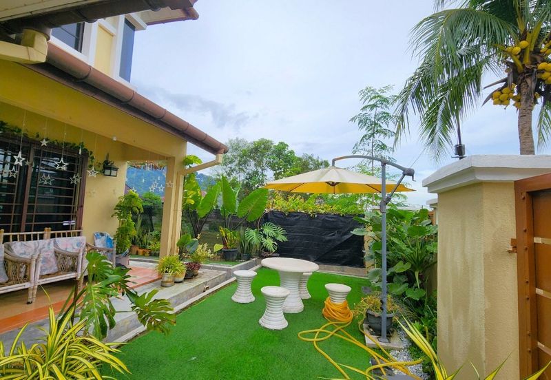 FreeHold ! Bumi Lot !! Bungalow @ Villa Bestari Gombak