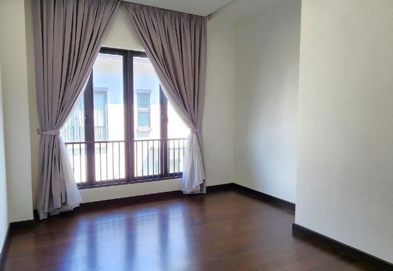 Tiana Elmina Gardens