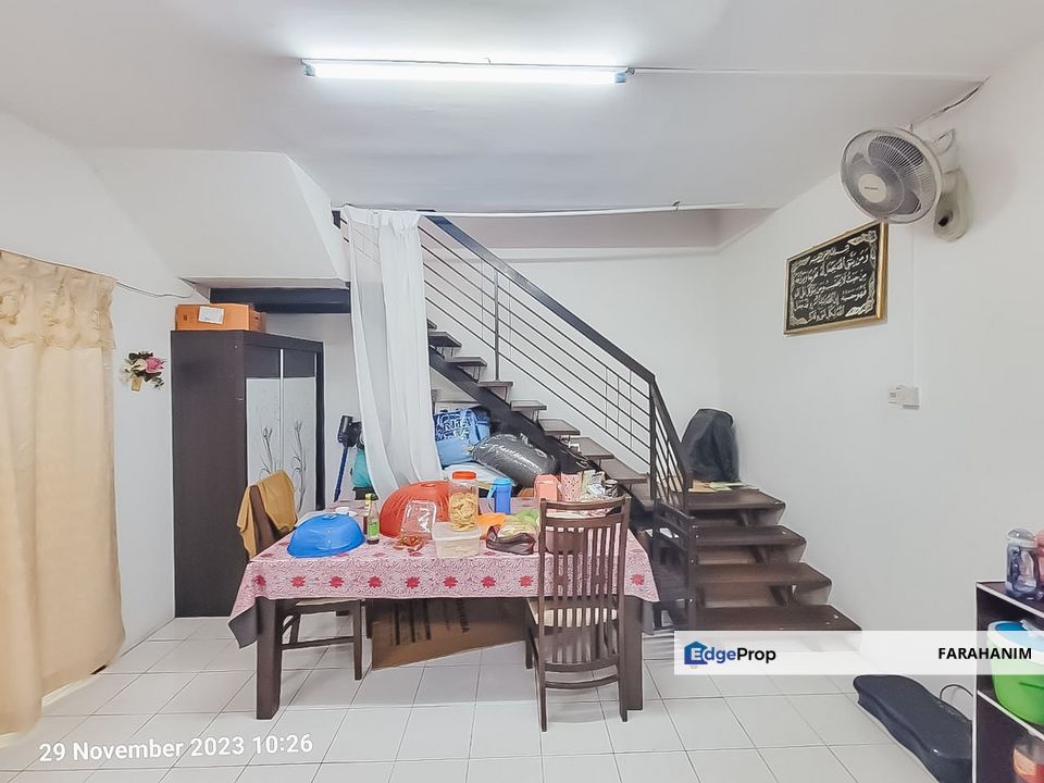 [RENOVATED] BUMILOT! 2-Storey Semi-D Cluster House @ Taman Putra Perdana, Selangor, Puchong