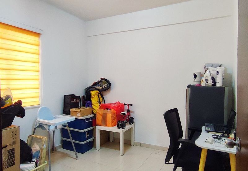 LOW BOOKING ! Laguna Biru Apartment @ Taman Tasik Biru, Kundang