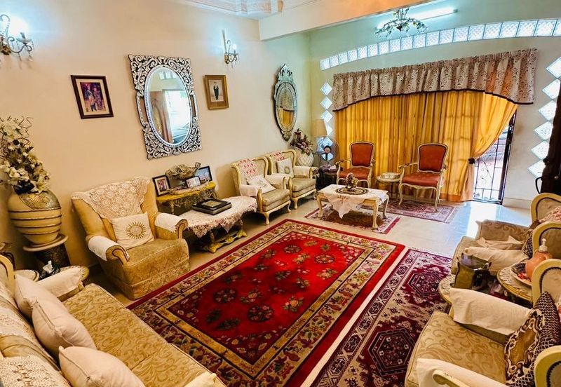 NEGOTIABLE !! Double Storey Terrace House @ Bangsar , Kuala Lumpur