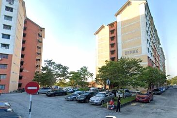 FREEHOLD ! Pangsapuri Seri Mutiara Putra Height 