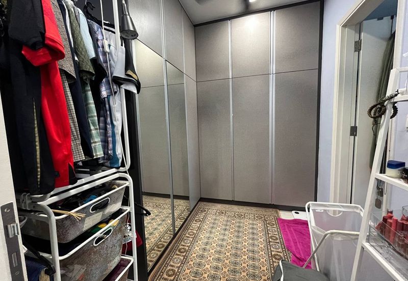 5 Min Drive to Gutrie ! Double Storey House @ Jalan Elektron U16 Denai Alam