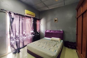 Below Market Value!! Double Storey House @ Bandar Tasik Selatan , KL