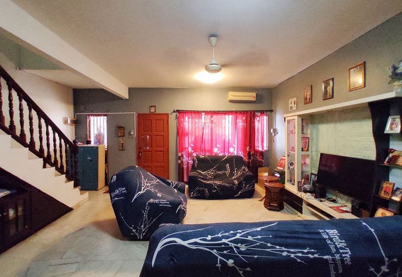 Below Market Value!! Double Storey House @ Bandar Tasik Selatan , KL