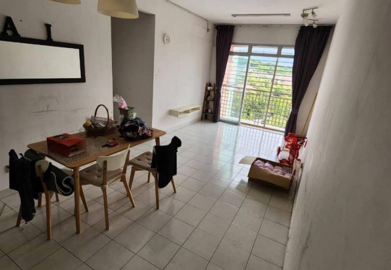 Pr1ma Apartment @ Precint 11