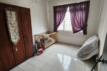 Pr1ma Apartment @ Precint 11