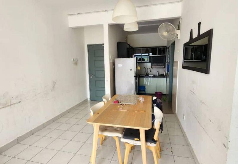 Pr1ma Apartment @ Precint 11