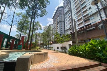 Perdana Exclusive Condominium