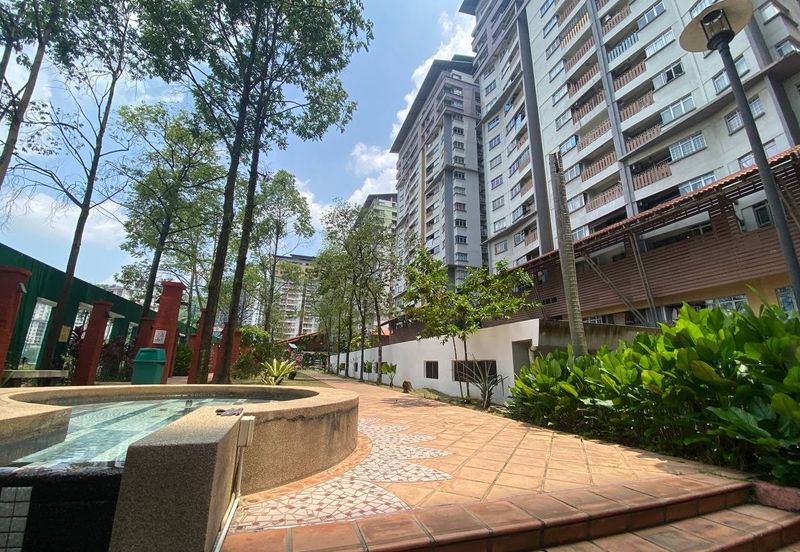 Perdana Exclusive Condominium