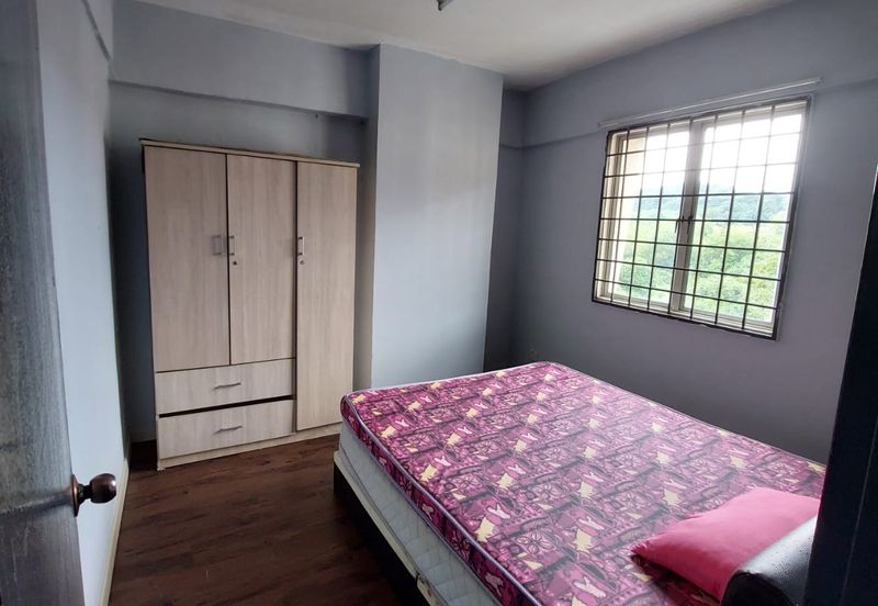 Pangsapuri Putra Damai