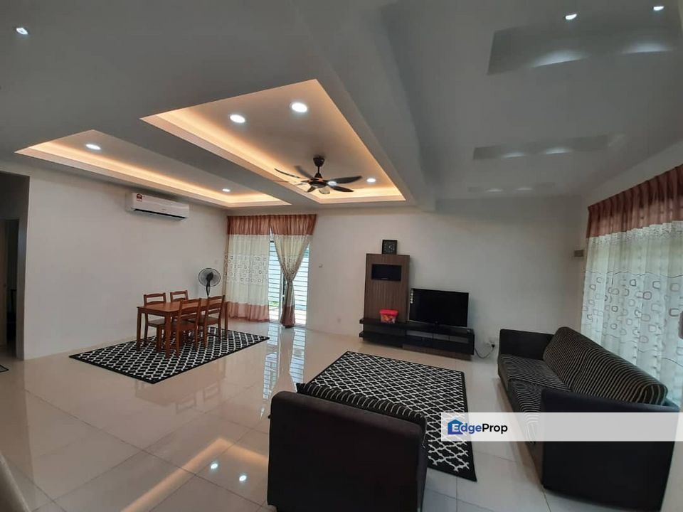 Corner Double Storey Semi D Bandar Saujana Putra , Selangor, Kuala Langat