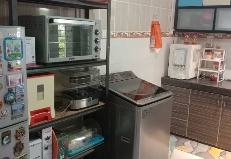 Apartment Teratai, Taman Sutera