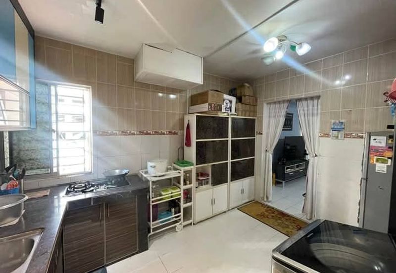 Apartment Teratai, Taman Sutera