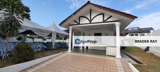 BUNGALOW House Section 9 SHAH ALAM SPACIOUS 6R5B Double Storey, Selangor, Shah Alam