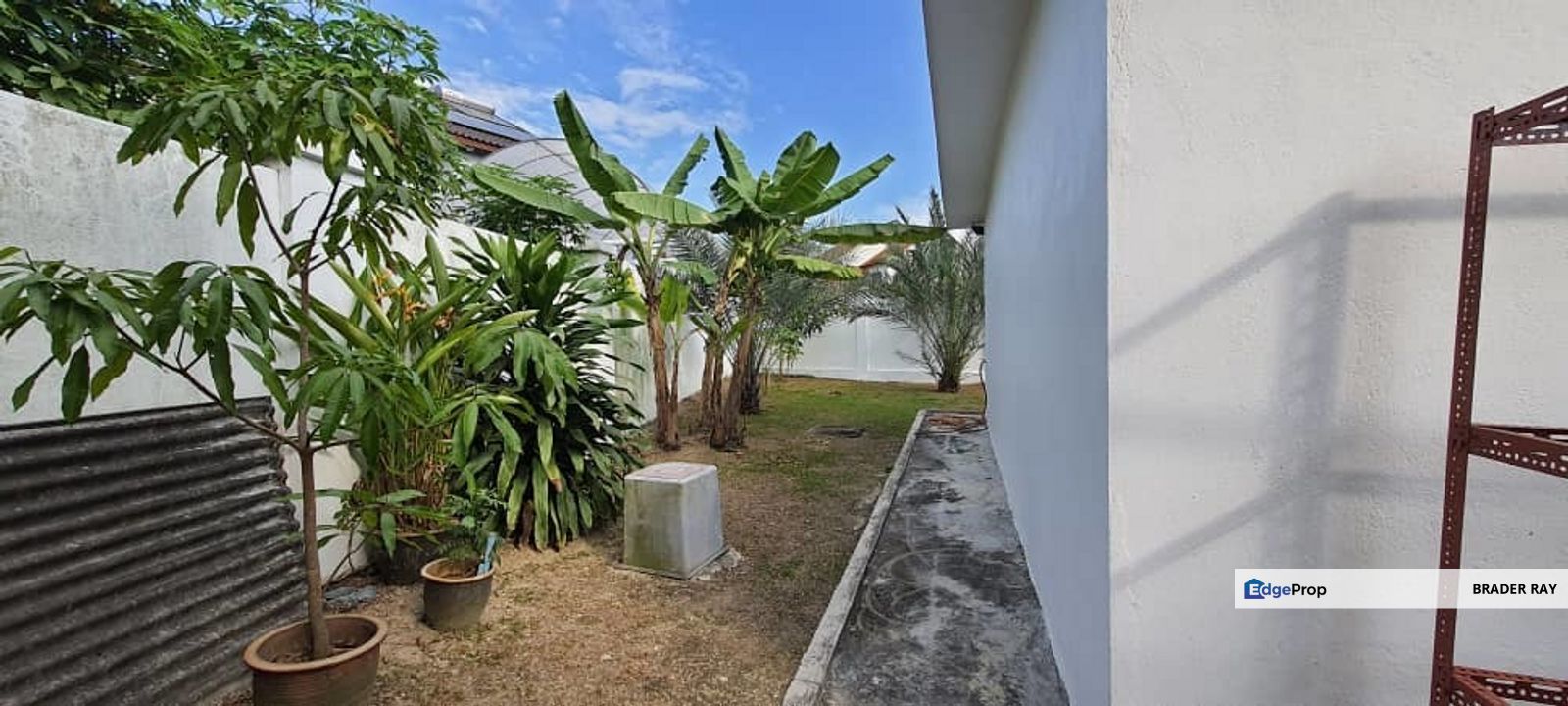 BUNGALOW House Section 9 SHAH ALAM SPACIOUS 6R5B Double Storey, Selangor, Shah Alam