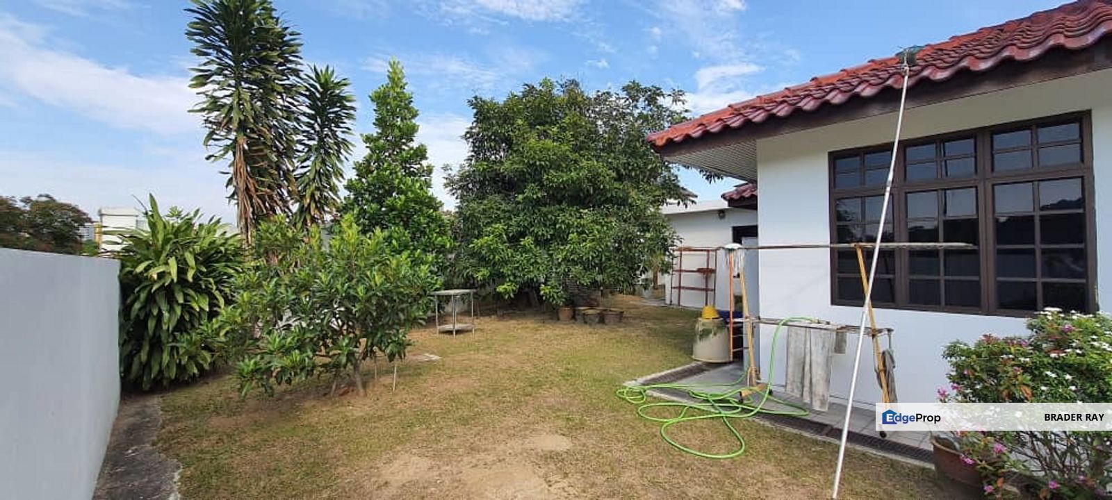 BUNGALOW House Section 9 SHAH ALAM SPACIOUS 6R5B Double Storey, Selangor, Shah Alam