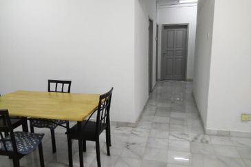 Endah Regal Condominium