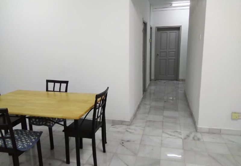 Endah Regal Condominium