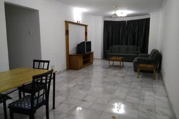 Endah Regal Condominium