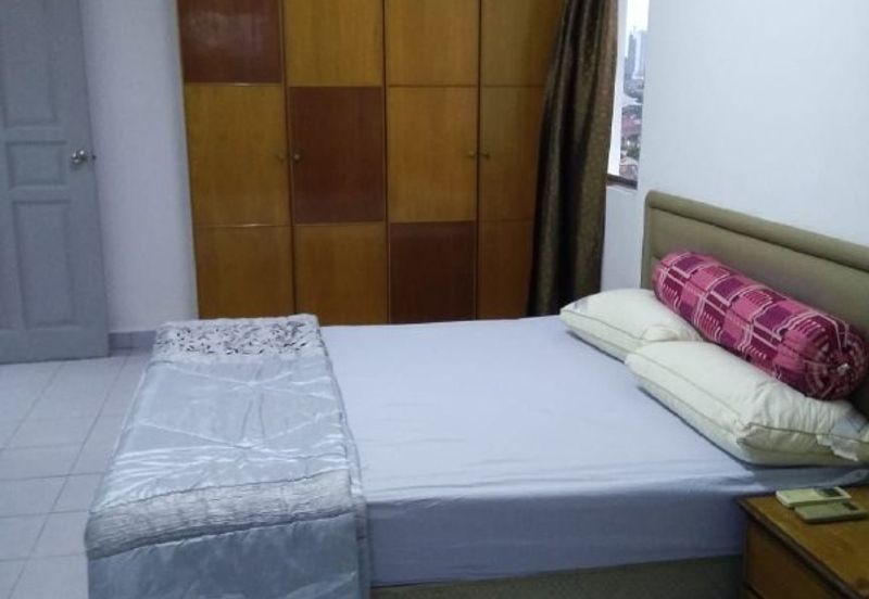 Endah Regal Condominium