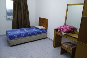 Endah Regal Condominium