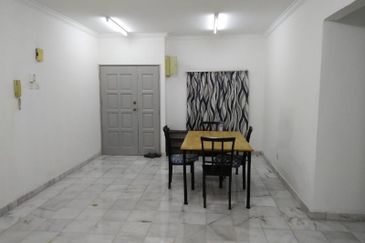 Endah Regal Condominium