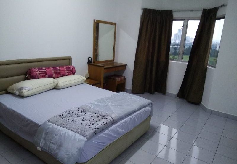 Endah Regal Condominium