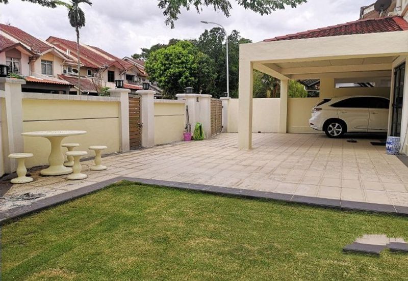 Corner Lot Anggerik Tainia Kota Kemuning 2 Storey Terrace Huge Side Land Renovated Extended For Sale