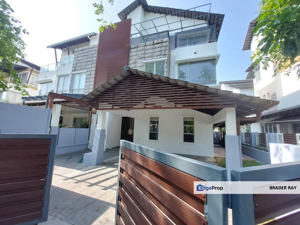 EXCEPTIONAL 3-Storey Semi-D Laman Seri Seksyen 13 Shah Alam Below MV near KGSAAS , Selangor, Shah Alam