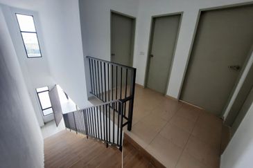 For Sale Corner Double Storey Terrace Myra Alam Puncak Alam Selangor