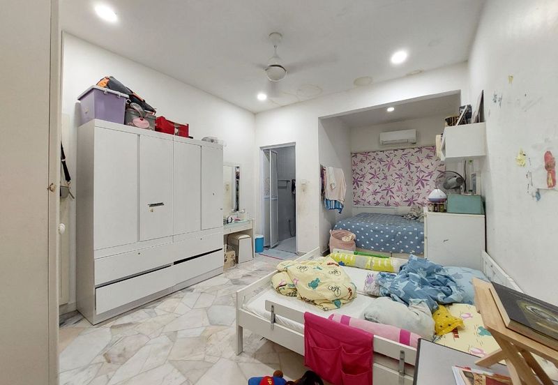 Seksyen 3, Shah Alam