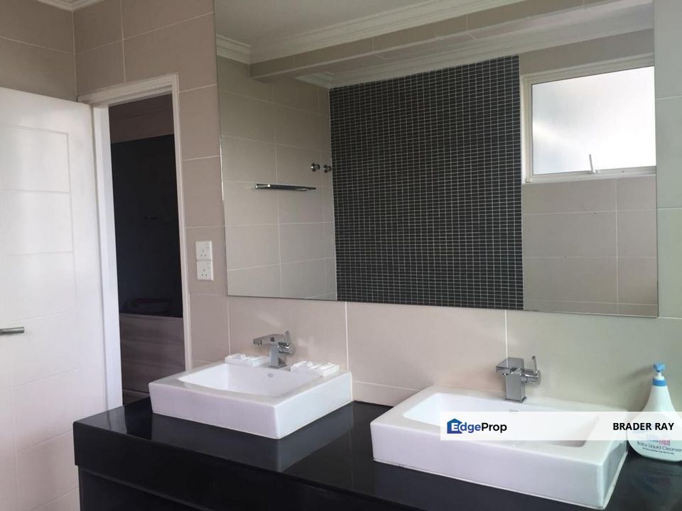 Freehold Cyprus 2.5 Storey USJ Heights Subang Jaya Superlink Terrace Renovated Fully Furnished For Sale , Selangor, USJ Heights