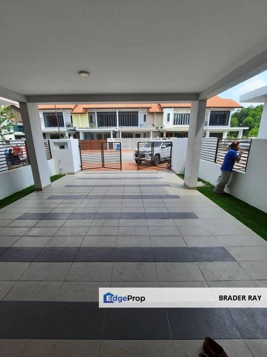 FREEHOLD Pentas 5 Alam Impian Shah Alam 2 Storey Superlink FACING SOUTH For Sale , Selangor, Shah Alam