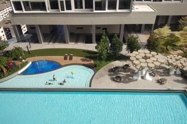 28 Boulevard (28 BLVD)