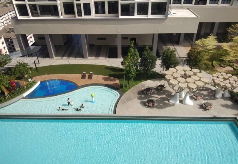 28 Boulevard (28 BLVD)