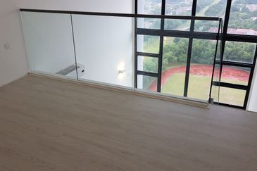 The Square @ One City