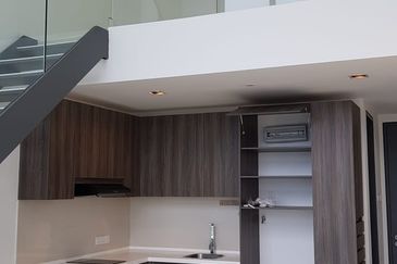 The Square @ One City