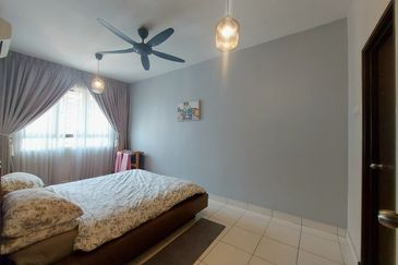 Indah Alam Condominium