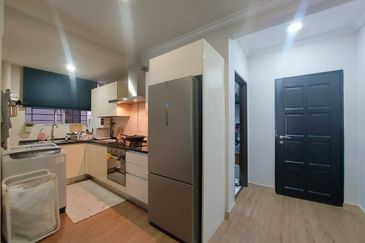 Indah Alam Condominium