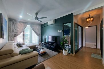 Indah Alam Condominium