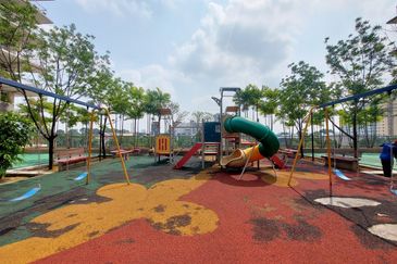 Indah Alam Condominium