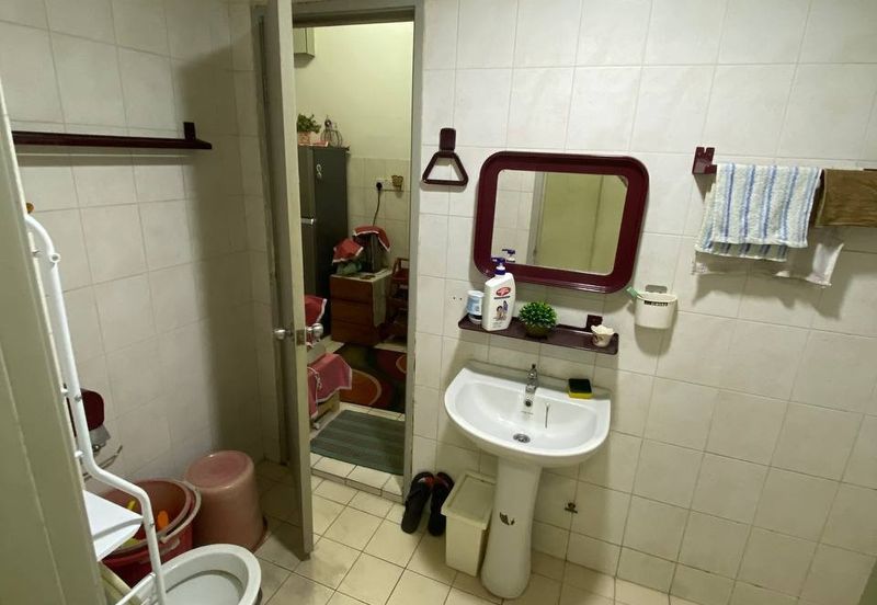 Millenium Place @ Millenium Square