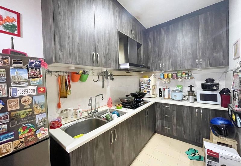 Residensi Bistaria, Ukay Bistari