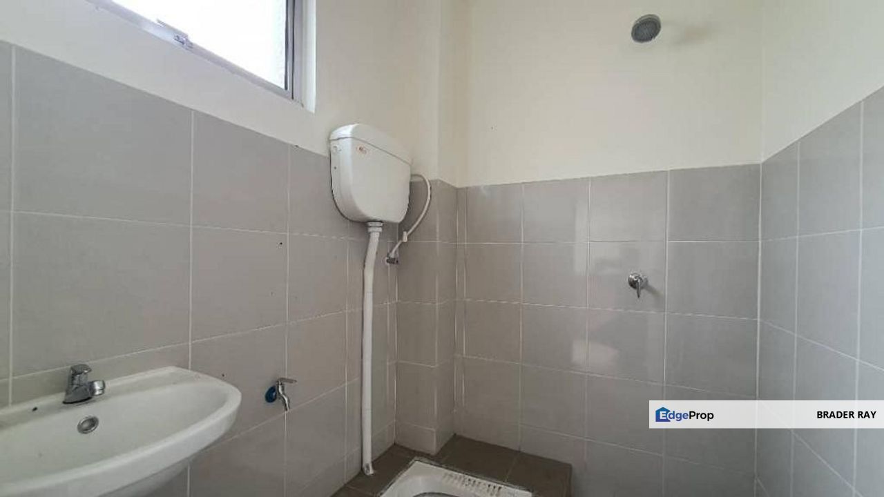 END LOT Single Storey Terrace Taman Sementa Jaya Klang Selangor FOR SALE, Selangor, Klang