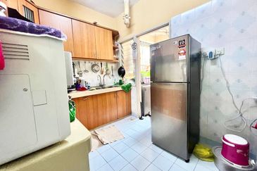 Pangsapuri Mawar Sari