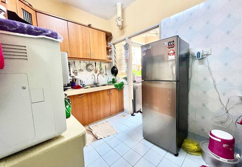 Pangsapuri Mawar Sari