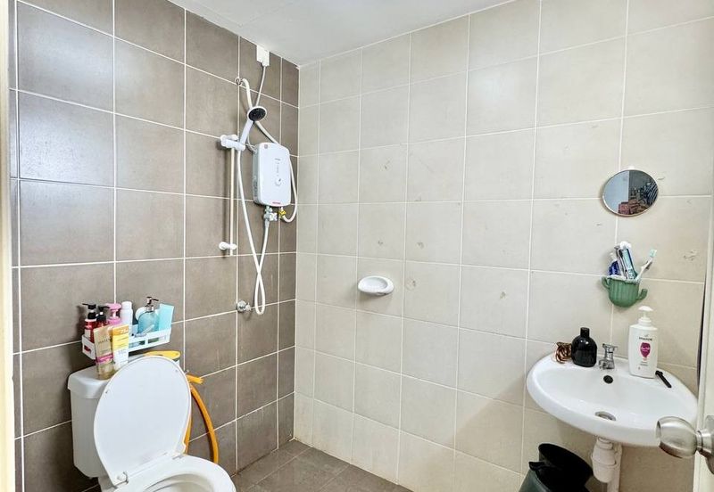 De Bayu Apartment @ Setia Alam