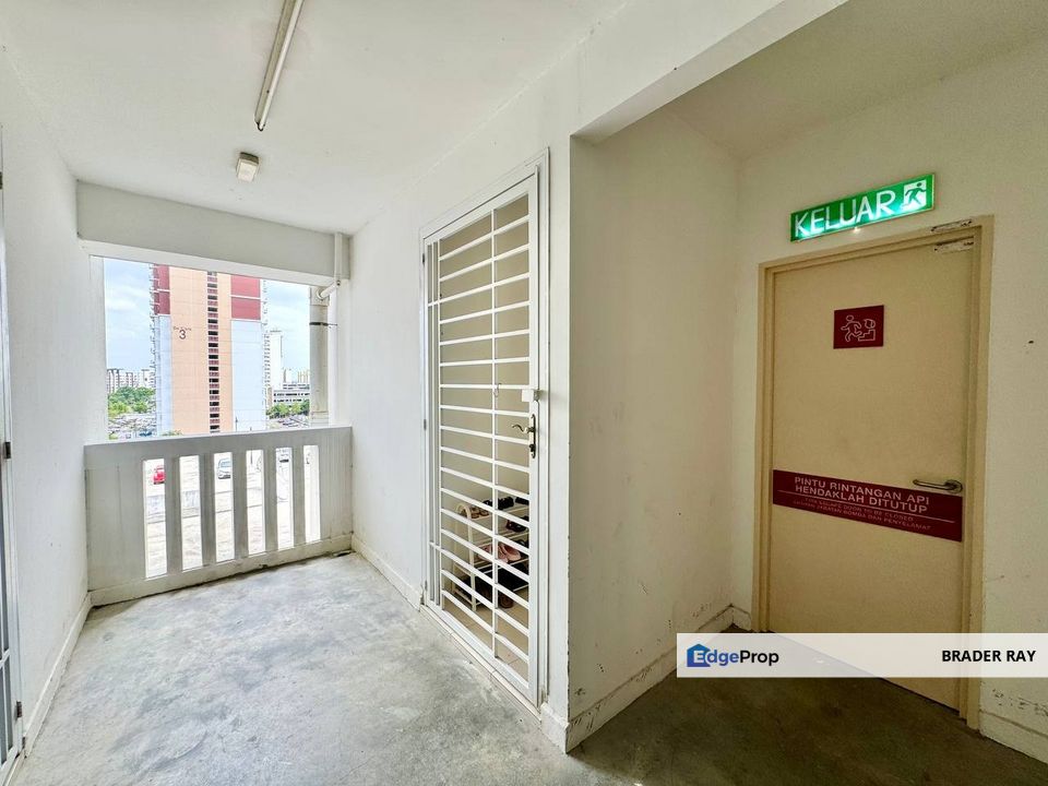CORNER Unit De Bayu Apartment Setia Alam Selangor FOR SALE, Selangor, Shah Alam